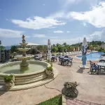 Fiesta Hotel