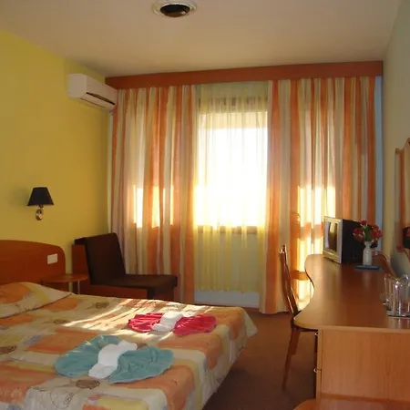 Ξενοδοχείο Fiesta 3*